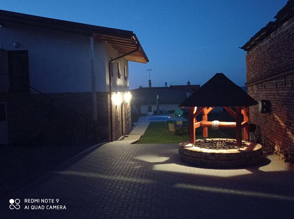 Apartmany Zajecak Zaječí Exterior foto
