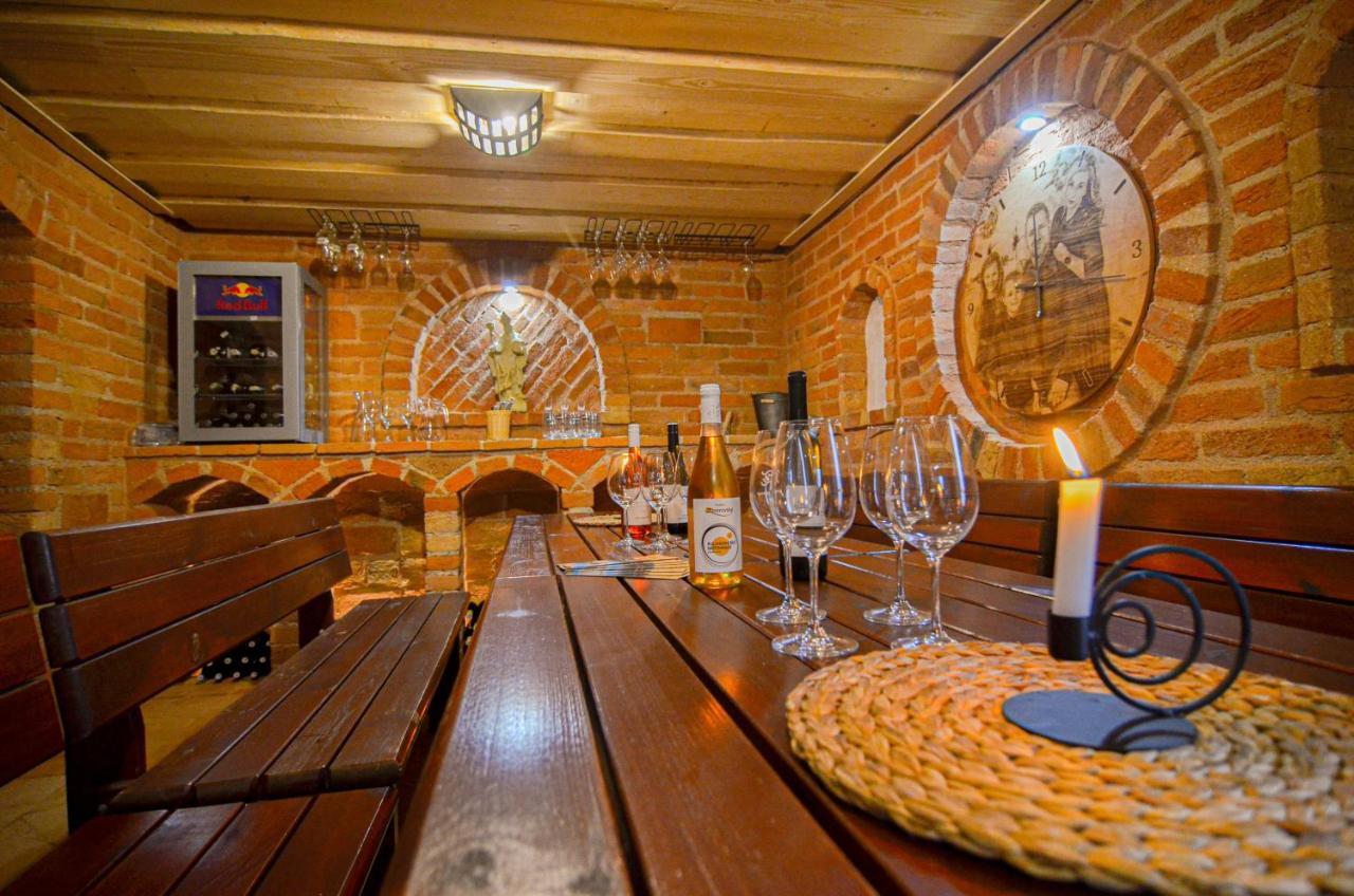 Apartmany Zajecak Zaječí Exterior foto