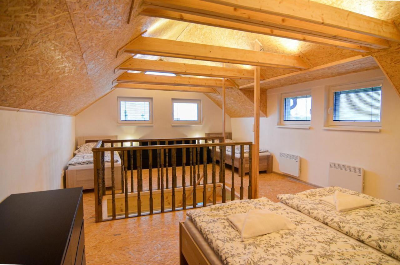 Apartmany Zajecak Zaječí Exterior foto