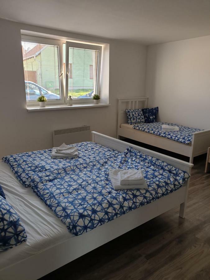Apartmany Zajecak Zaječí Exterior foto