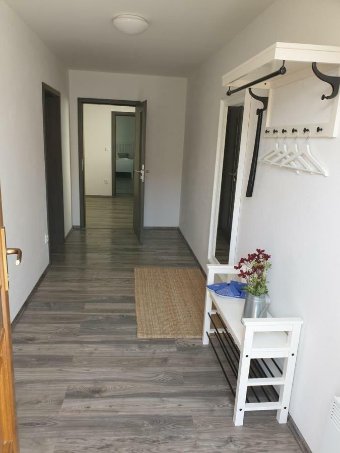 Apartmany Zajecak Zaječí Exterior foto